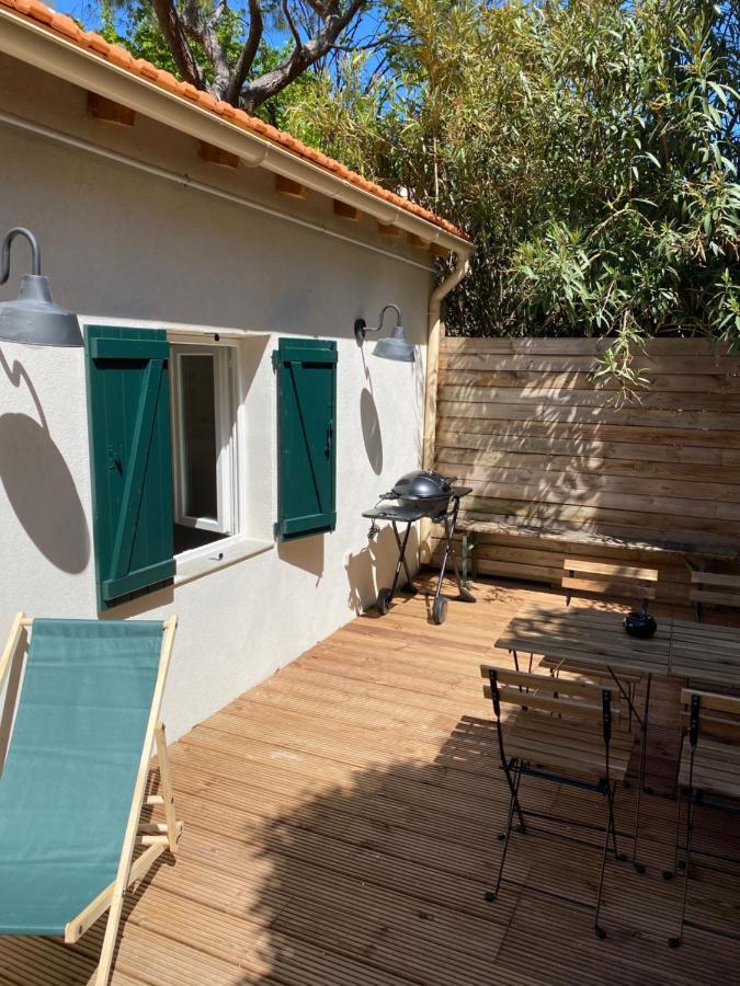 Petite Maison Typique De Ville Marseille Extérieur photo