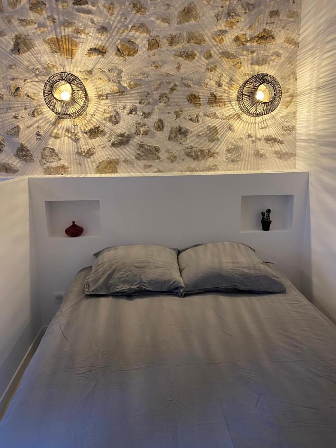 Petite Maison Typique De Ville Marseille Extérieur photo